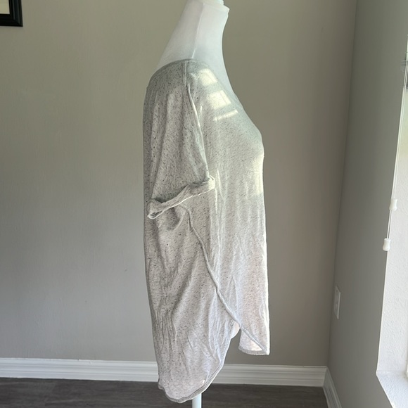 Loft lounge women’s gray&navy variegated teeshirt - Picture 4 of 6